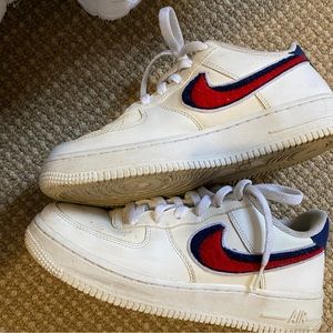 Air Force 1 low